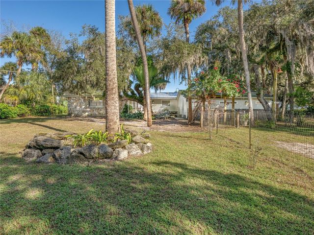 2518 FORT LANE ROAD, Geneva, FL 32732