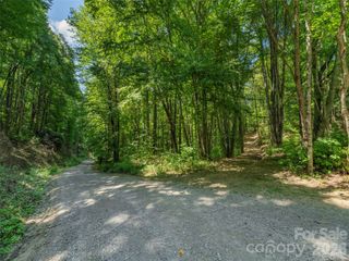 433 Rockmont Road, Waynesville, NC 28785