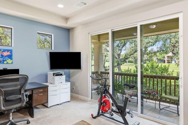 2 Prestonwood CV, Lakeway, TX 78734