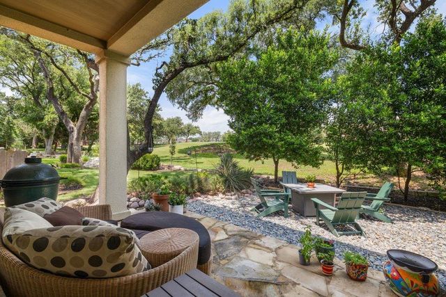 2 Prestonwood CV, Lakeway, TX 78734