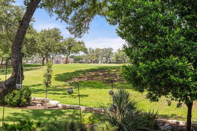 2 Prestonwood CV, Lakeway, TX 78734
