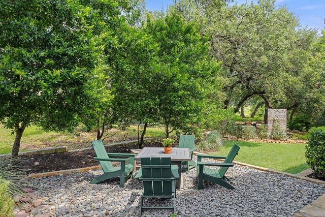 2 Prestonwood CV, Lakeway, TX 78734