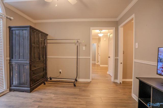 2003 Cedarwood Drive SW, Hartselle, AL 35640