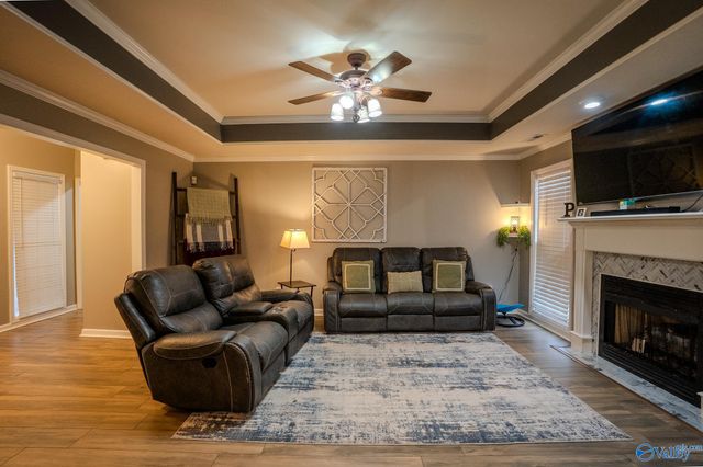 2003 Cedarwood Drive SW, Hartselle, AL 35640