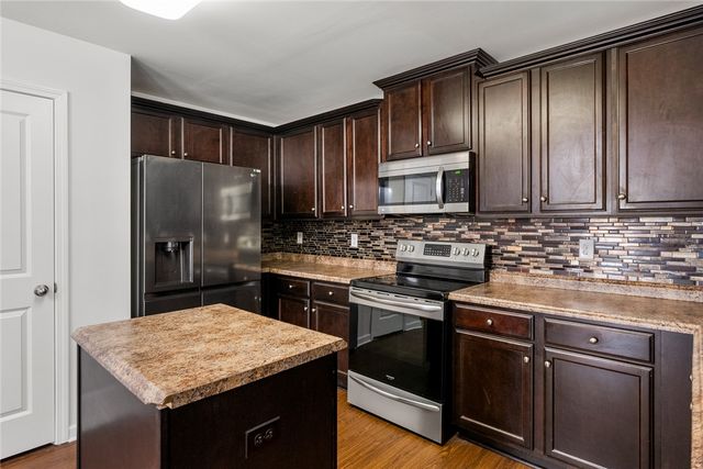 206 Farlow Court, Anderson, SC 29621