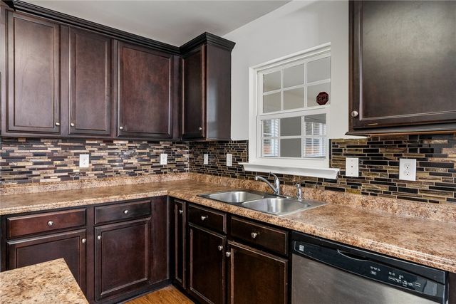 206 Farlow Court, Anderson, SC 29621