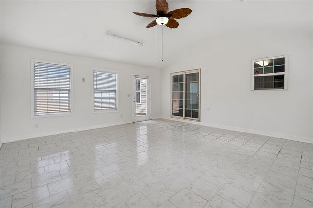 206 Farlow Court, Anderson, SC 29621