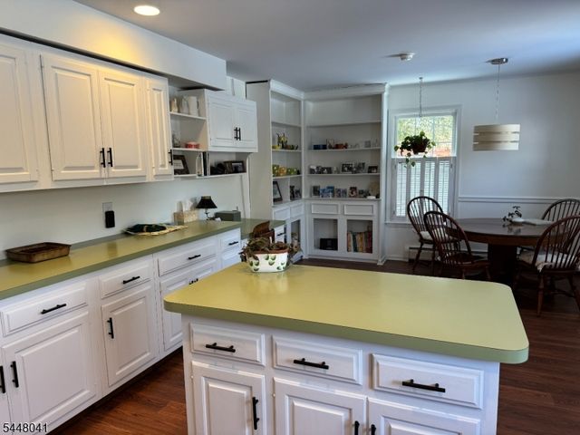 9 Nightingale Rd, Knowlton Twp., NJ 07825