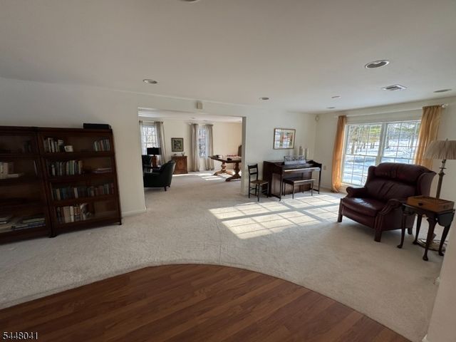 9 Nightingale Rd, Knowlton Twp., NJ 07825