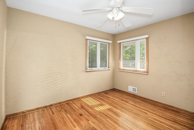 2842 Marion Street, Roseville, MN 55113