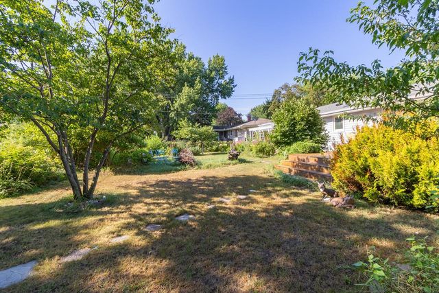 2842 Marion Street, Roseville, MN 55113