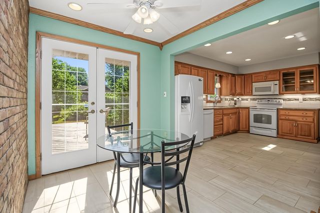 2842 Marion Street, Roseville, MN 55113