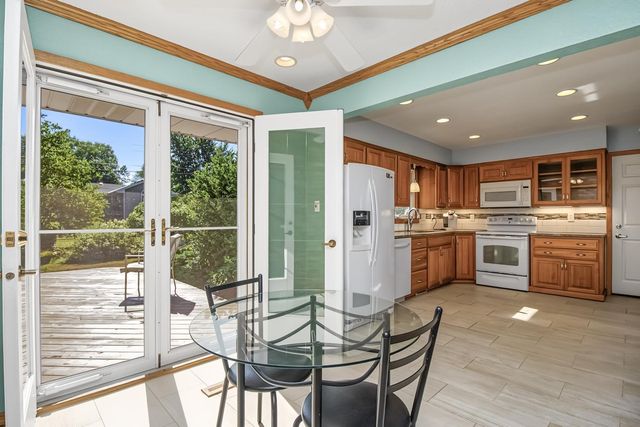 2842 Marion Street, Roseville, MN 55113