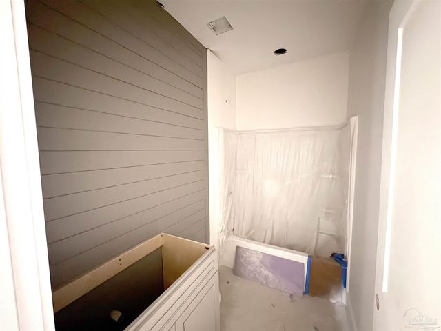 3502 W Cervantes, Pensacola, FL 32505