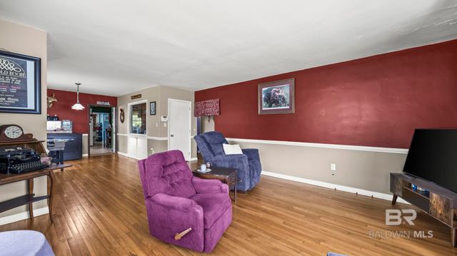 400 N Pine Street, Foley, AL 36535