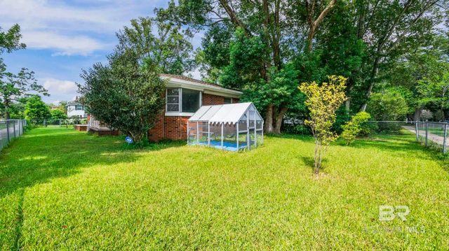 400 N Pine Street, Foley, AL 36535