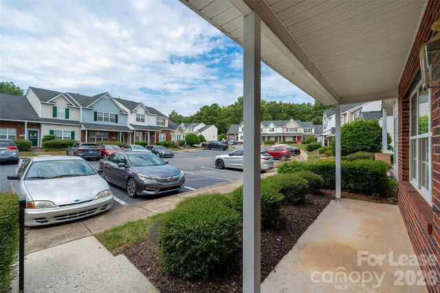 1841 Birch Heights Court, Charlotte, NC 28213