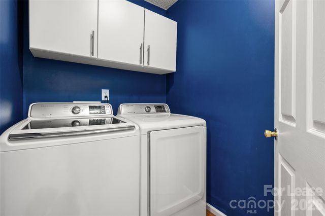 1841 Birch Heights Court, Charlotte, NC 28213