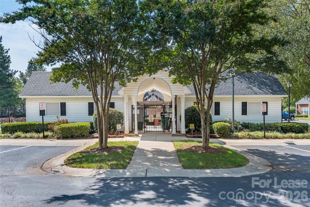 1841 Birch Heights Court, Charlotte, NC 28213
