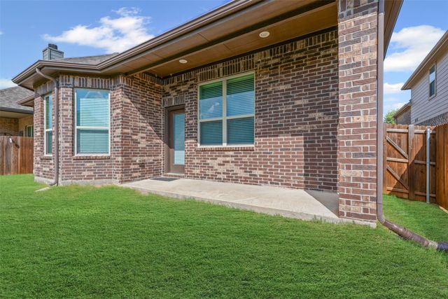 3804 Carmel Hills Drive, Denton, TX 76208
