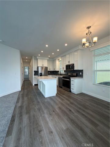 5200 Heil Avenue 64, Huntington Beach, CA 92649