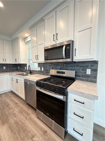 5200 Heil Avenue 64, Huntington Beach, CA 92649