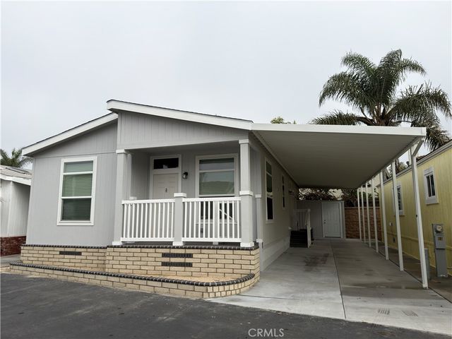 5200 Heil Avenue 64, Huntington Beach, CA 92649
