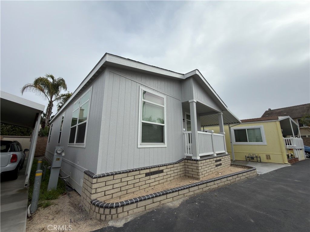 5200 Heil Avenue 64, Huntington Beach, CA 92649