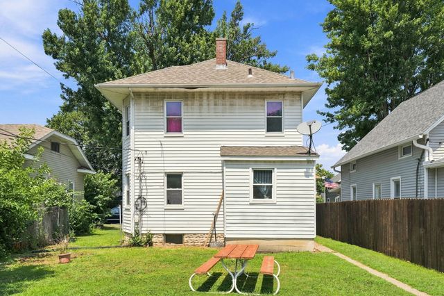174 16th Avenue, East Moline, IL 61244