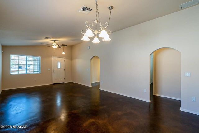 1133 E Hedrick Drive, Tucson, AZ 85719