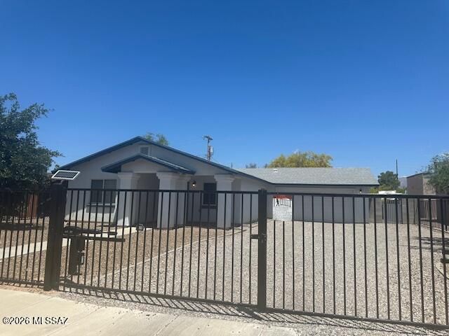 1133 E Hedrick Drive, Tucson, AZ 85719