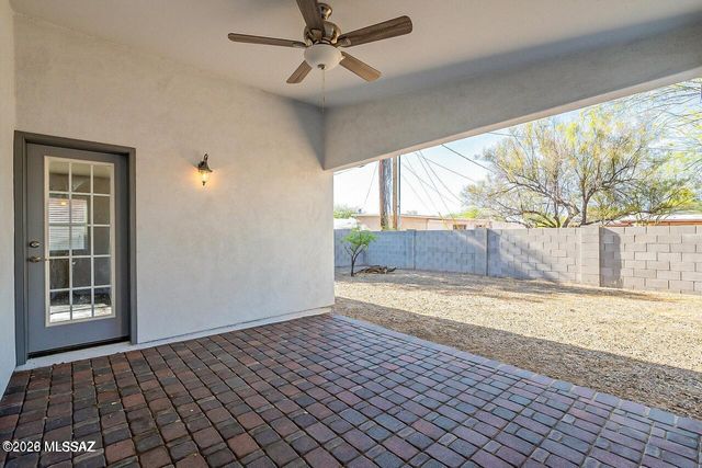 1133 E Hedrick Drive, Tucson, AZ 85719