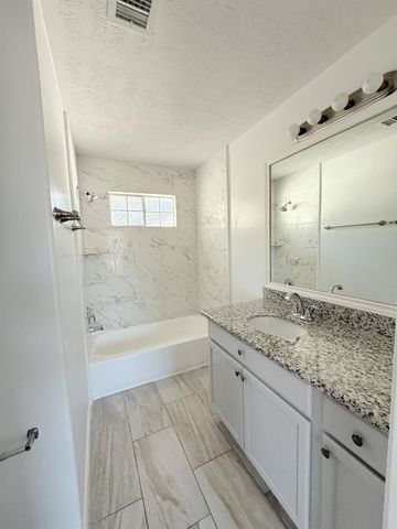 6810 Strathmore Place Court, Katy, TX 77449