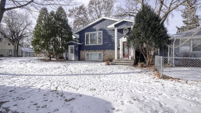 5552 1st Avenue S 2, Minneapolis, MN 55419