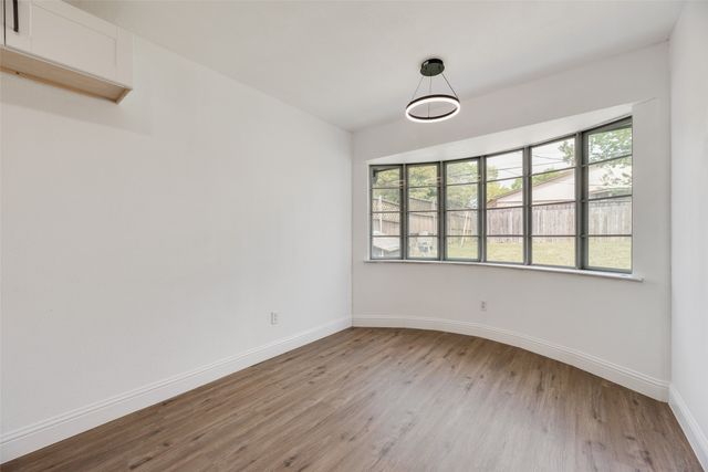 10823 Meadowcliff Lane, Dallas, TX 75238