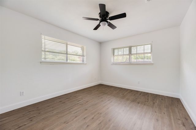 10823 Meadowcliff Lane, Dallas, TX 75238