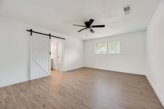 10823 Meadowcliff Lane, Dallas, TX 75238