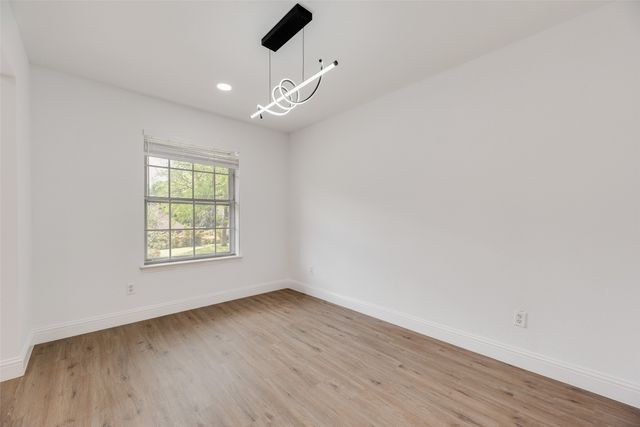 10823 Meadowcliff Lane, Dallas, TX 75238