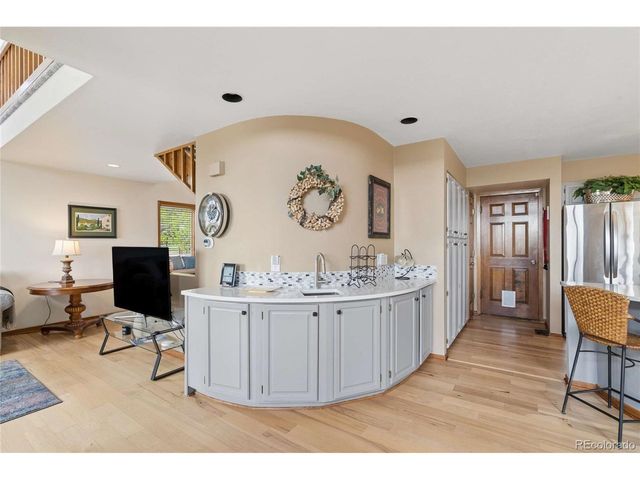 758 Chimney Creek Dr C, Golden, CO 80401