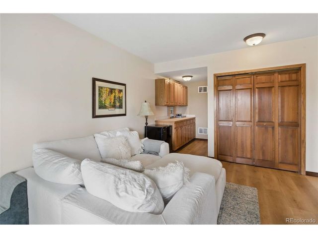 758 Chimney Creek Dr C, Golden, CO 80401