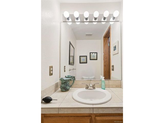 758 Chimney Creek Dr C, Golden, CO 80401