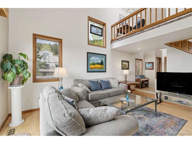 758 Chimney Creek Dr C, Golden, CO 80401