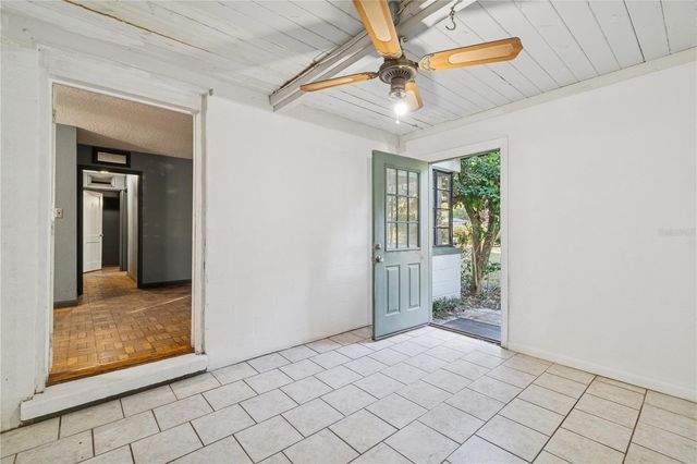 1814 NE 6TH TERRACE, Gainesville, FL 32609