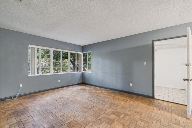 1814 NE 6TH TERRACE, Gainesville, FL 32609