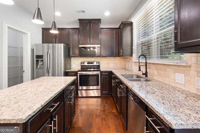 2412 Whiteoak Run SE 20, Smyrna, GA 30080