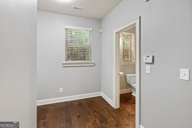 2412 Whiteoak Run SE 20, Smyrna, GA 30080