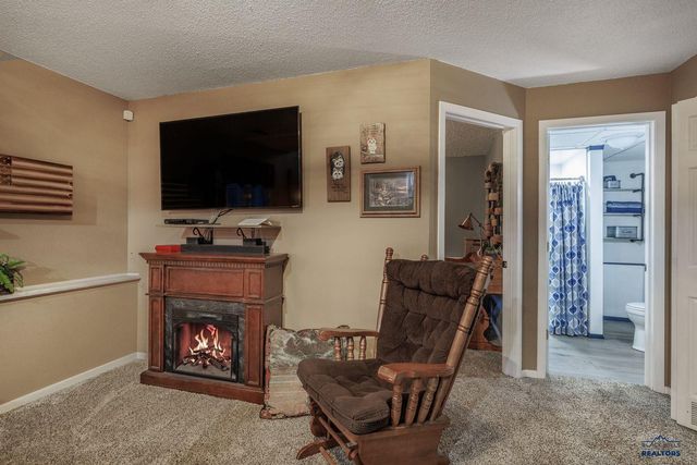 1802 COPPERDALE DR, Rapid City, SD 57703