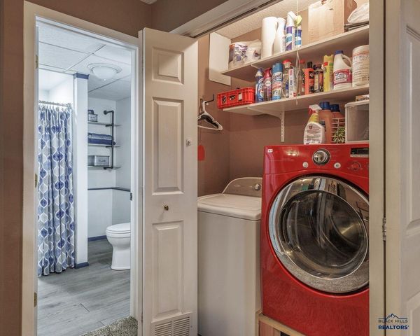 1802 COPPERDALE DR, Rapid City, SD 57703