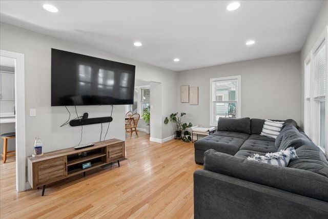 134 Gilman Street, Nashua, NH 03060