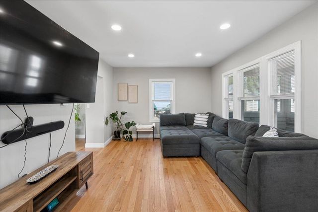 134 Gilman Street, Nashua, NH 03060